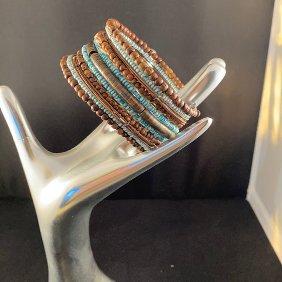 Unknown Jewelry - Wood & Bead 17 strand